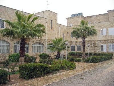 Snow Falling in Bethlehem