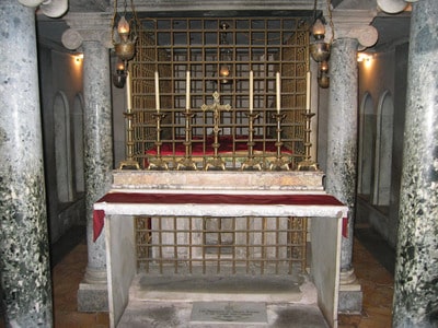 Tomb-of-St-Lawrence
